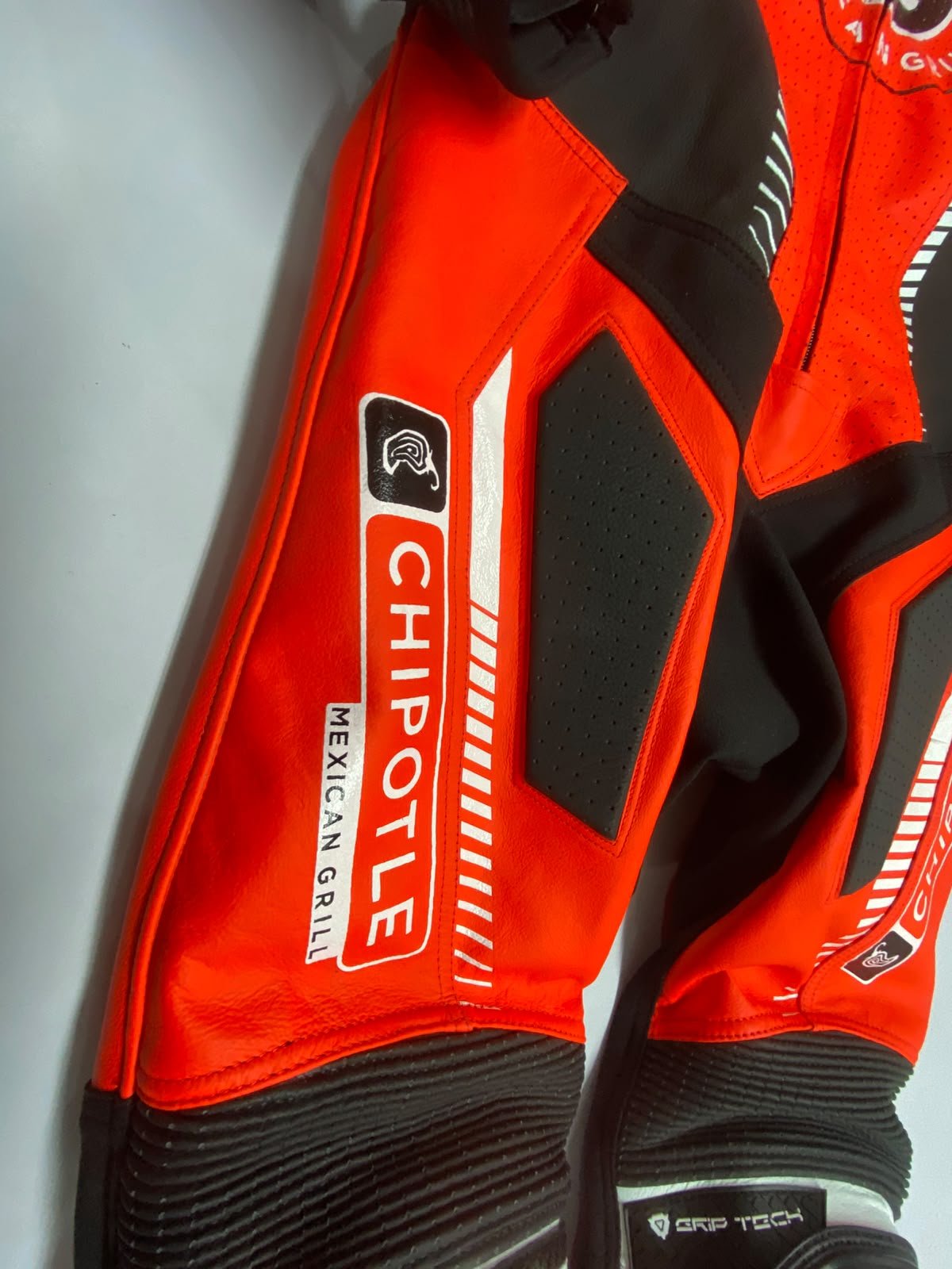 NFmoto custom leather race suit, detail view